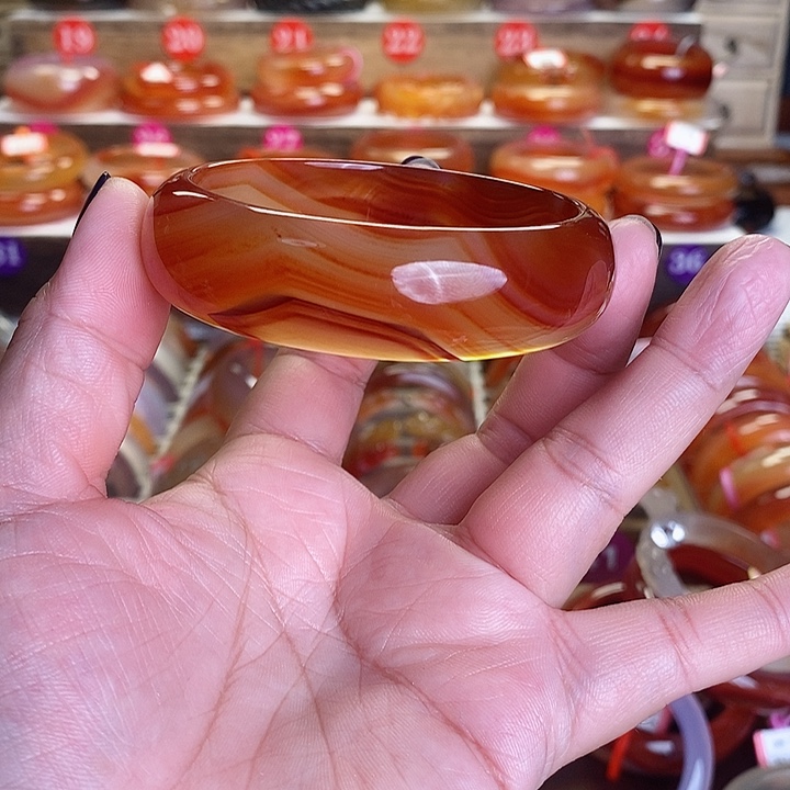 玛瑙/玉髓手镯未镶嵌o*