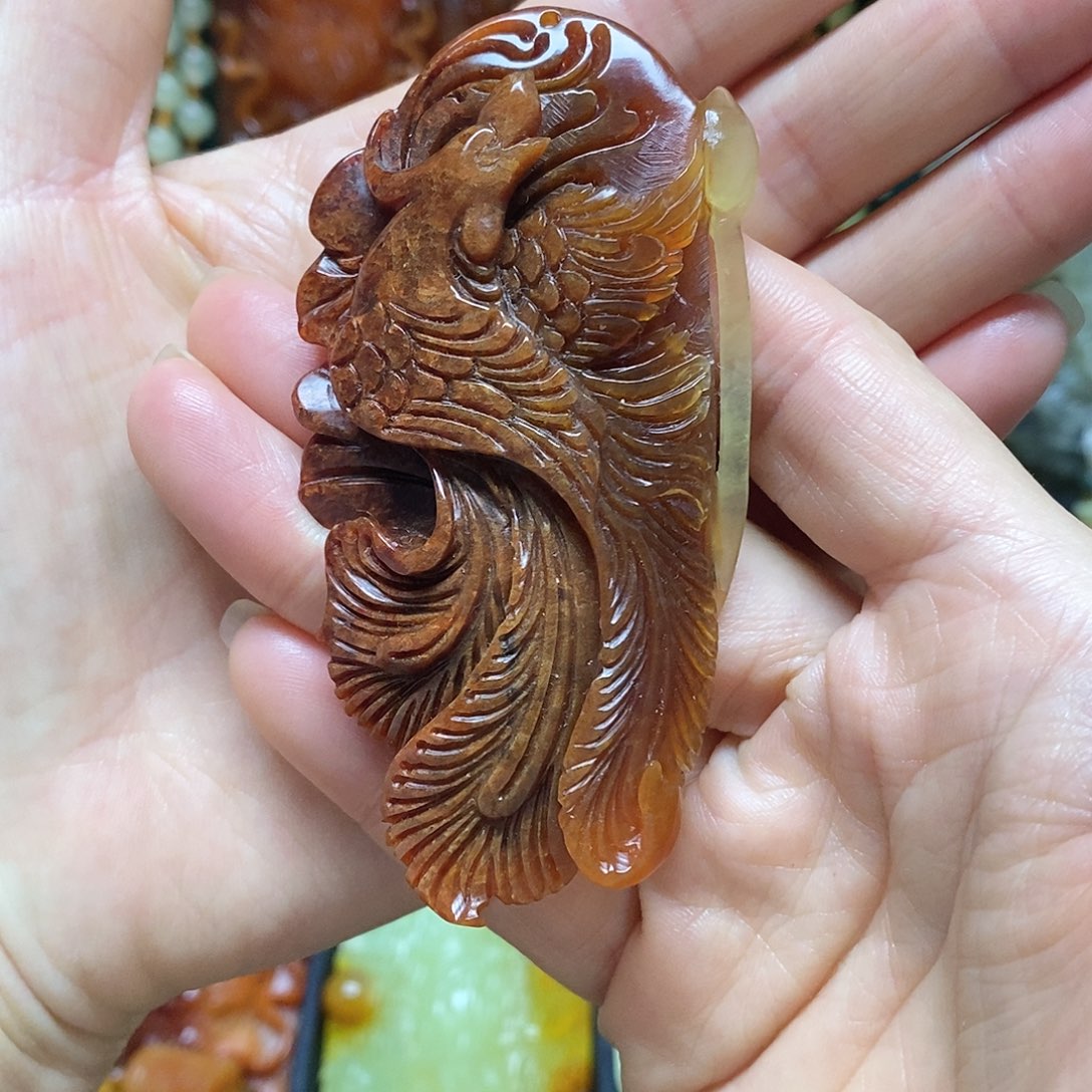 岫玉未镶嵌吊坠(赠链)