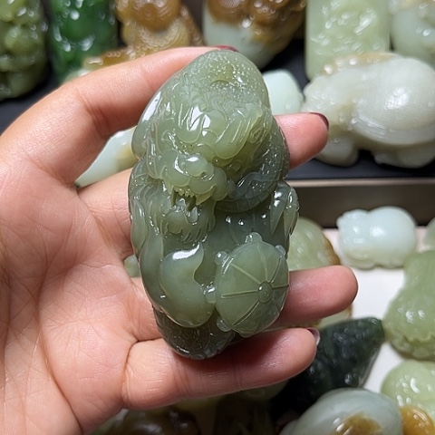 颈饰未镶嵌和田玉