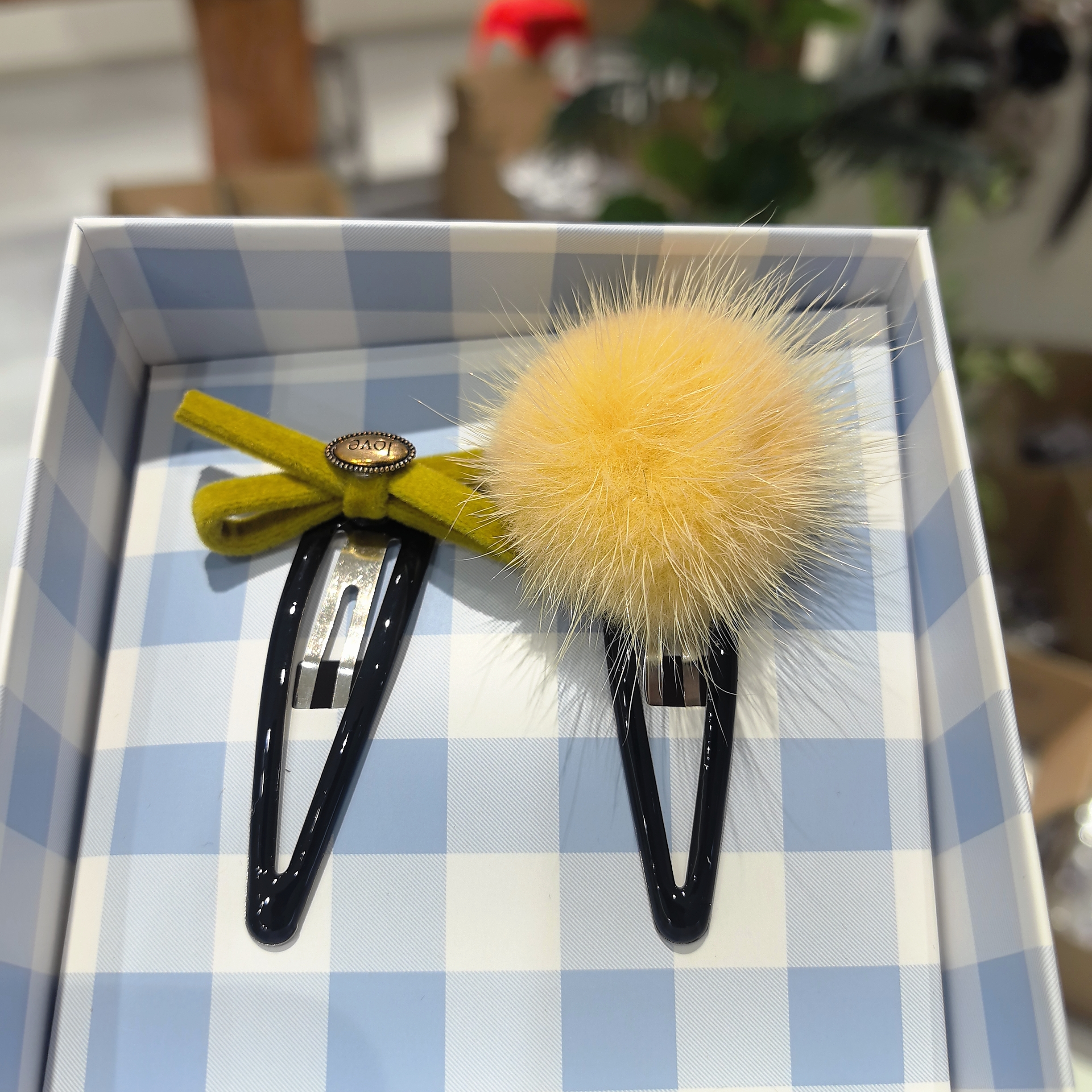 精致AB款黄色丝绒水貂毛BB夹5218（对）