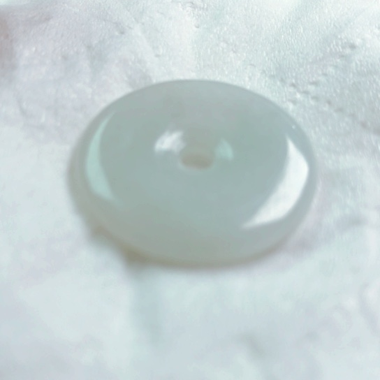翡翠颈饰未镶嵌吊坠