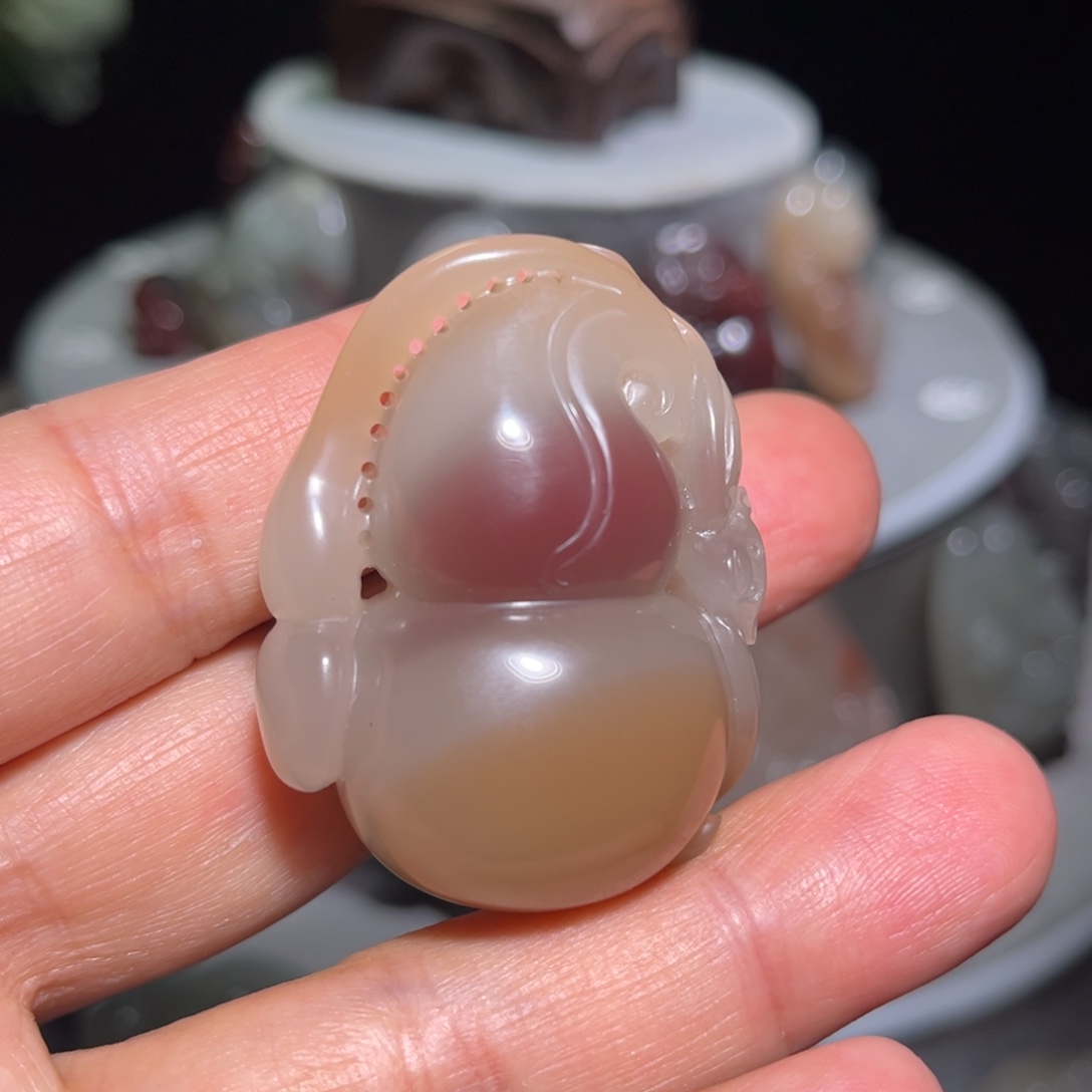 雨****未镶嵌颈饰玛瑙/玉髓