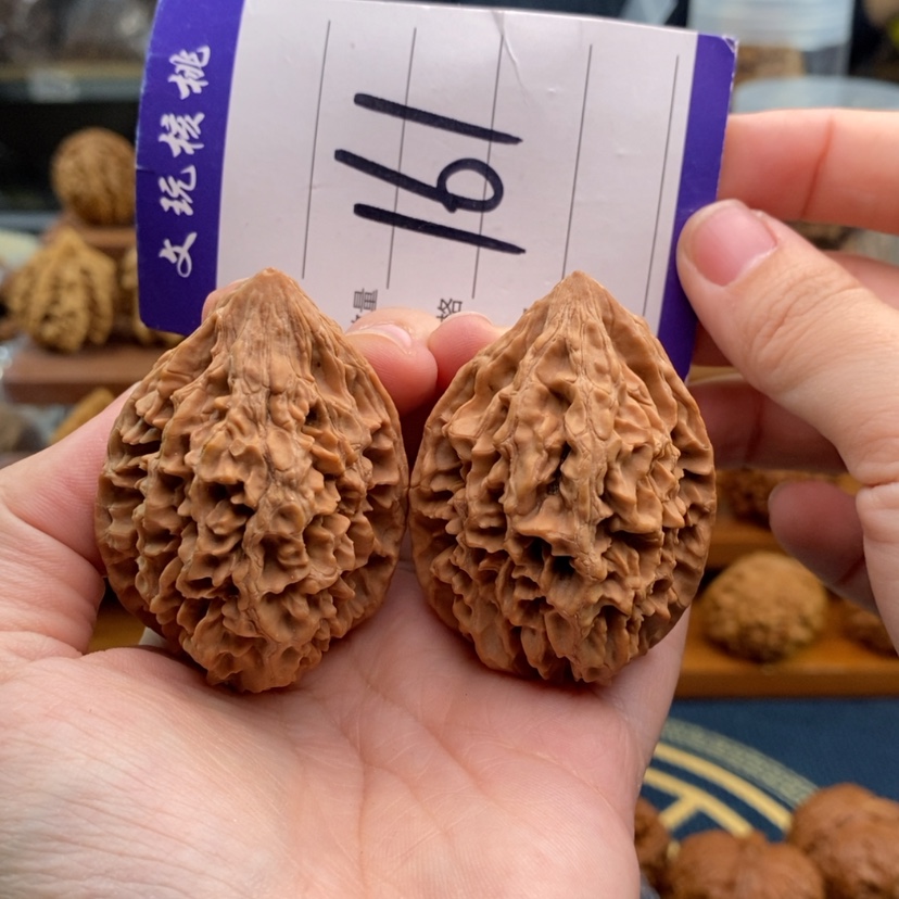 【闪购商品】文玩核桃吊坠39招财鼠