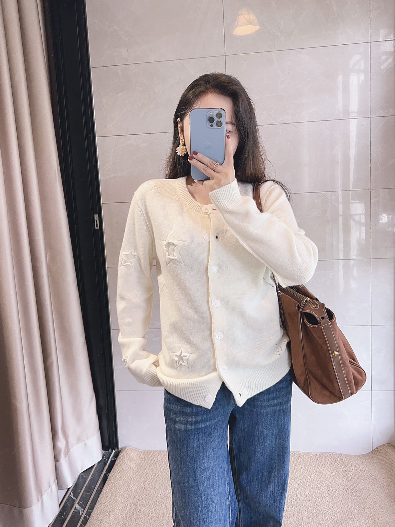 法式浪漫 手工提花星星 柔软奶白宽松羊绒针织衫