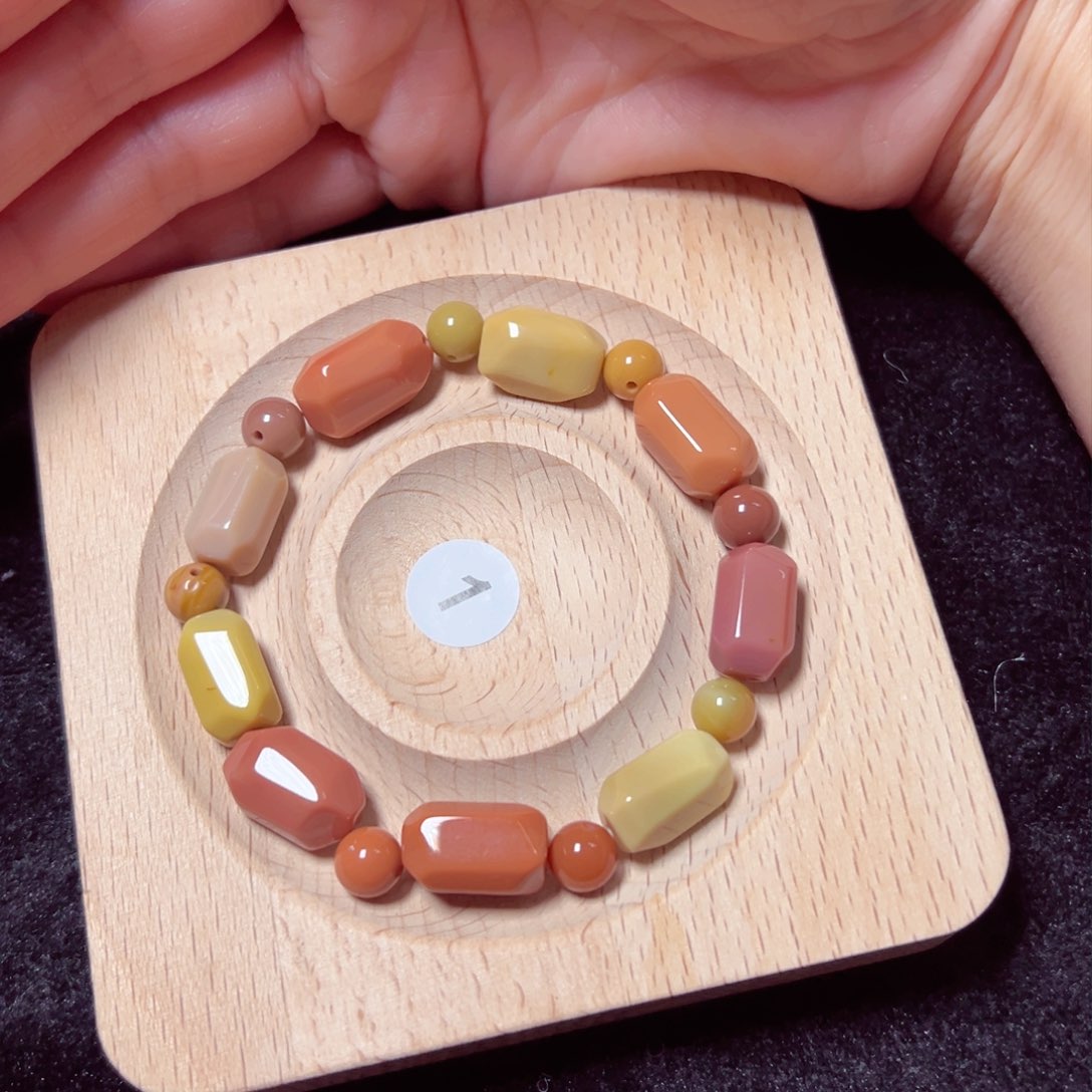 石英质玉手链未镶嵌那**日43