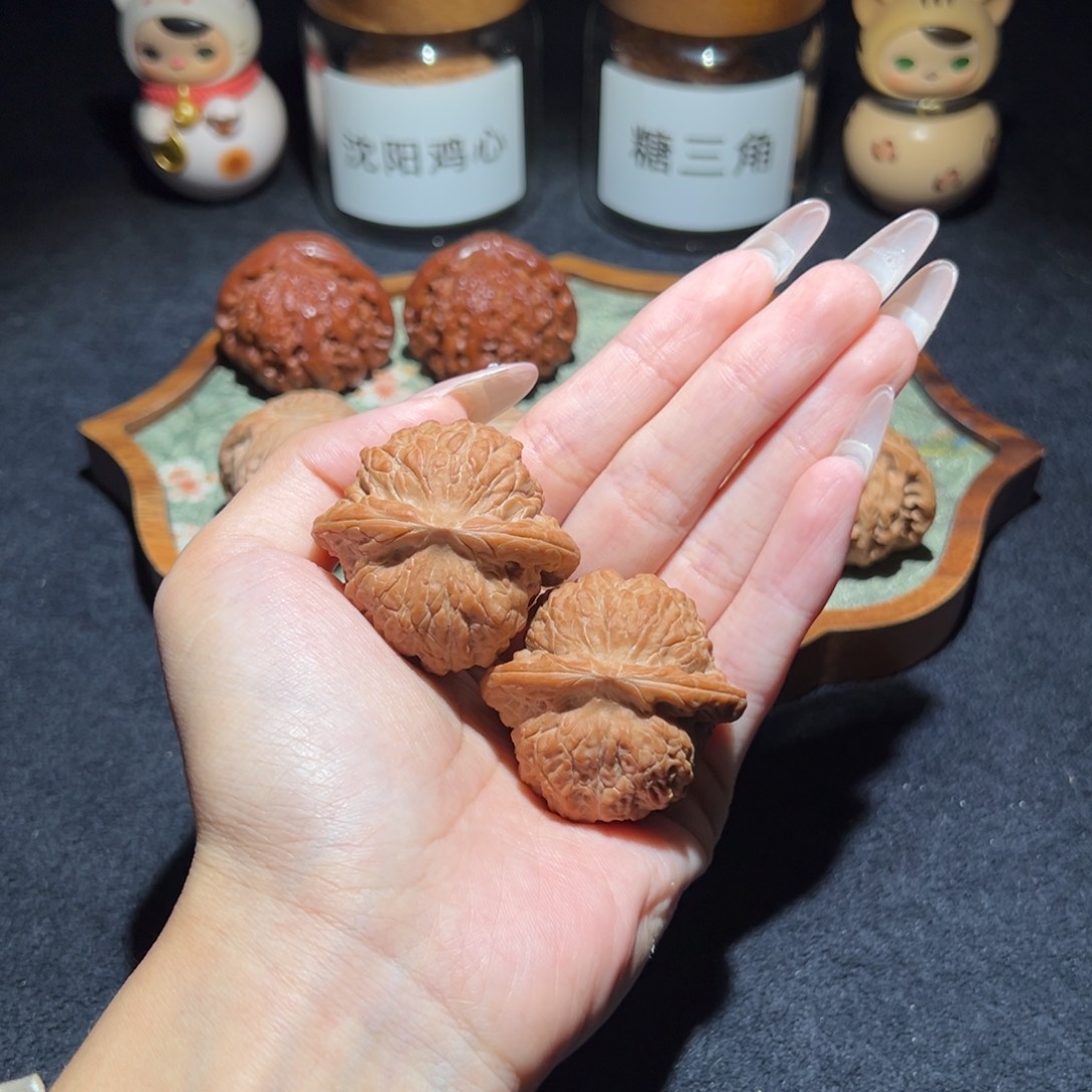 吊坠文玩核桃40血麒麟