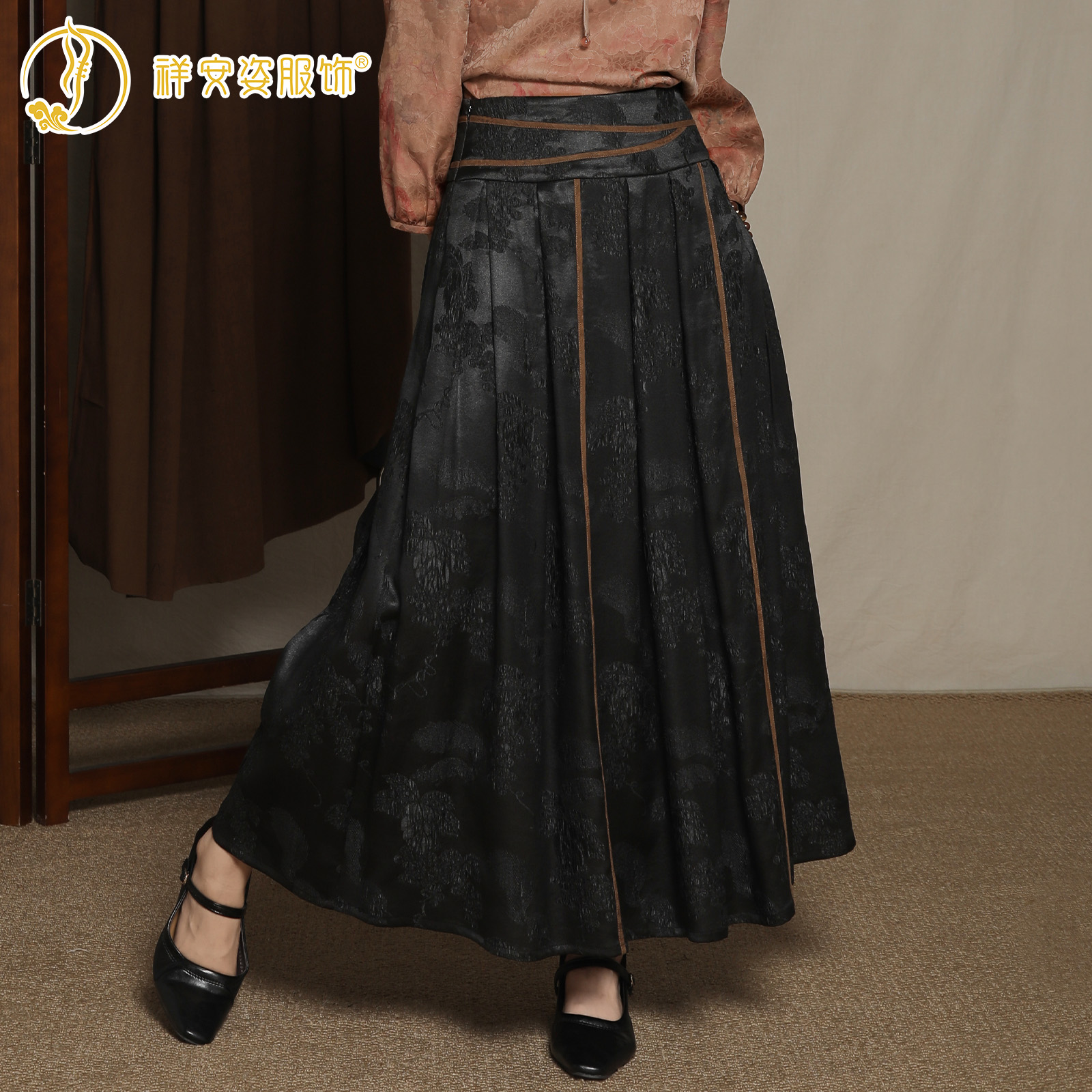 [多子多福]香云纱冠乐绉提花缎设计师款马面裙半裙G469500中国风