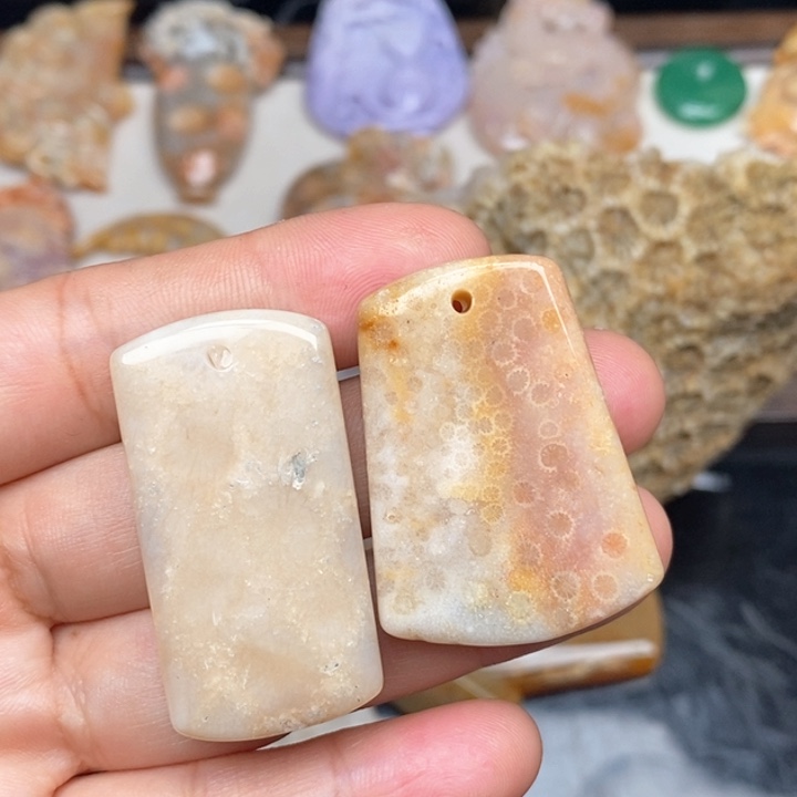 硅化珊瑚（珊瑚玉）手镯未镶嵌