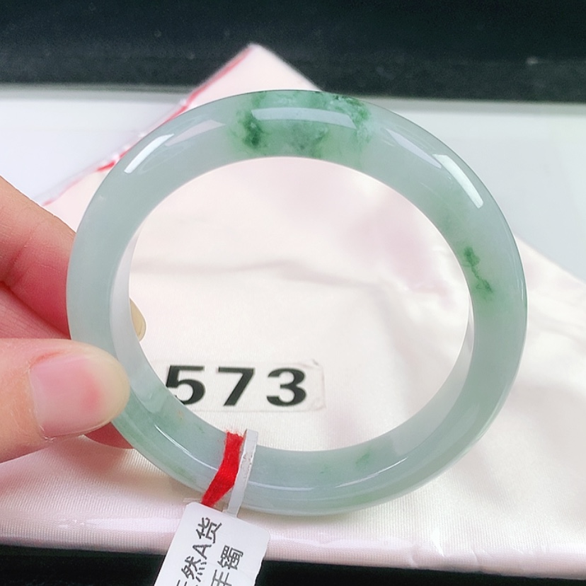 【闪购商品】未镶嵌手镯翡翠573