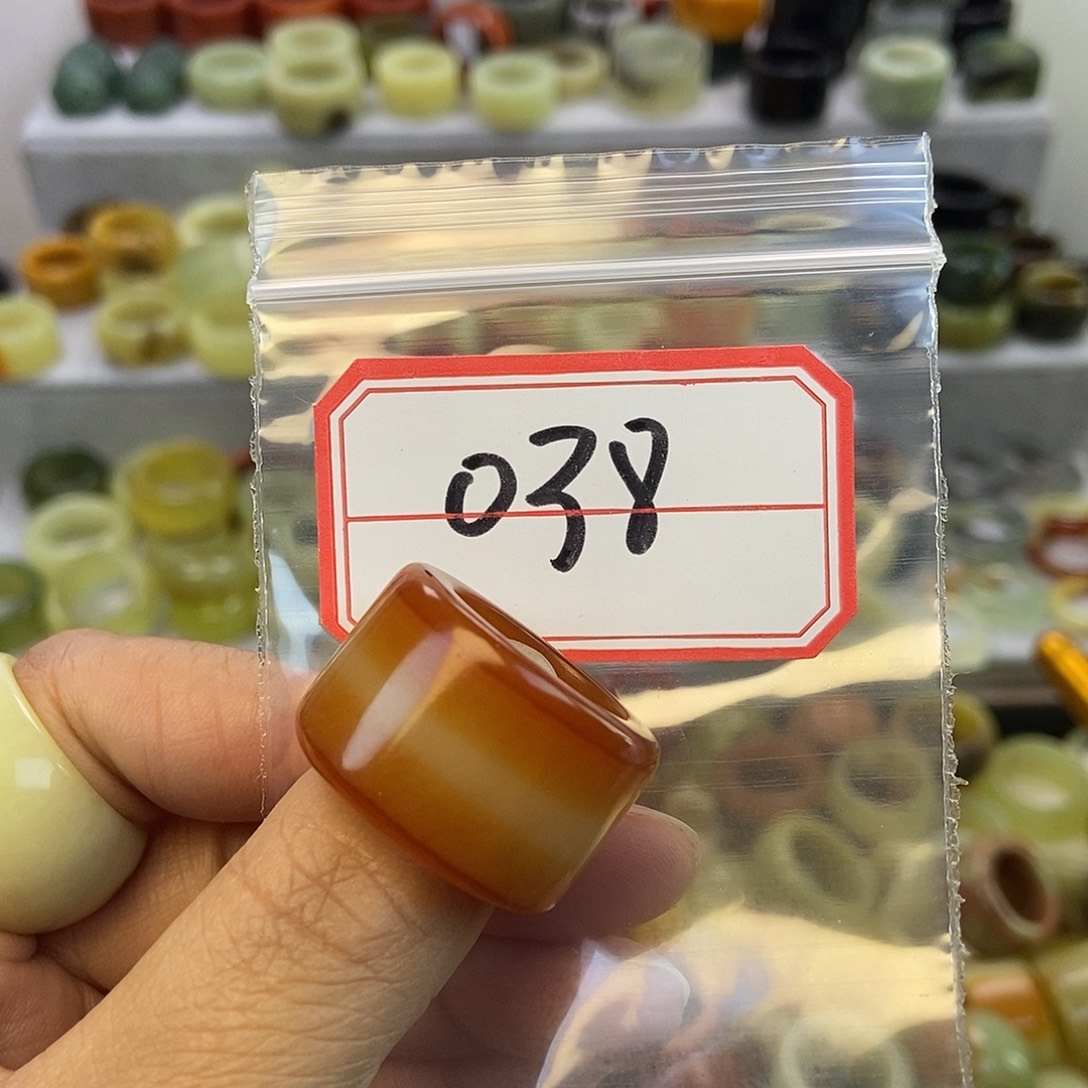 真***信蛇纹石玉未镶嵌戒指