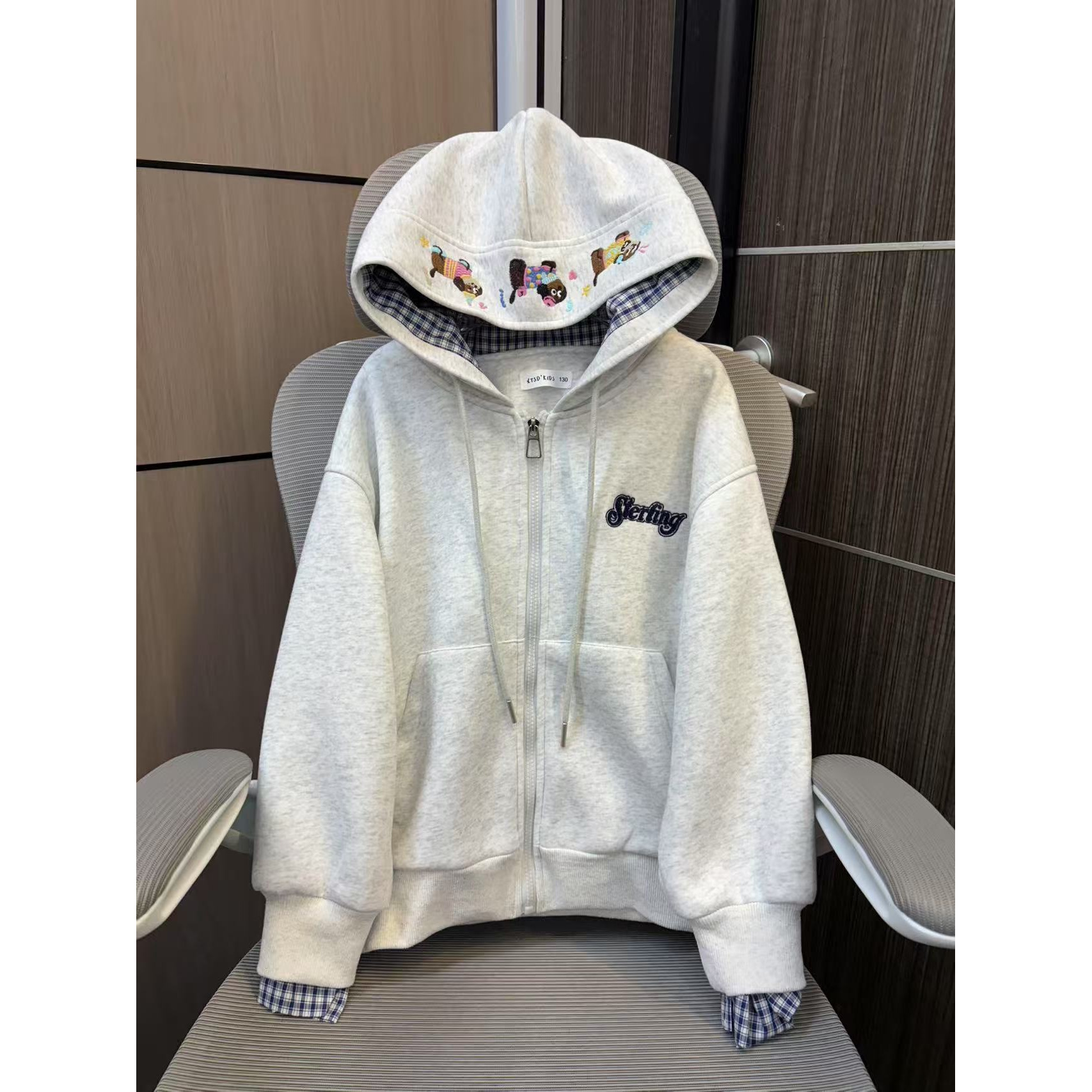 【现货】2025秋假两件潮流格纹腊肠狗刺绣连帽卫衣 D659 659 P 