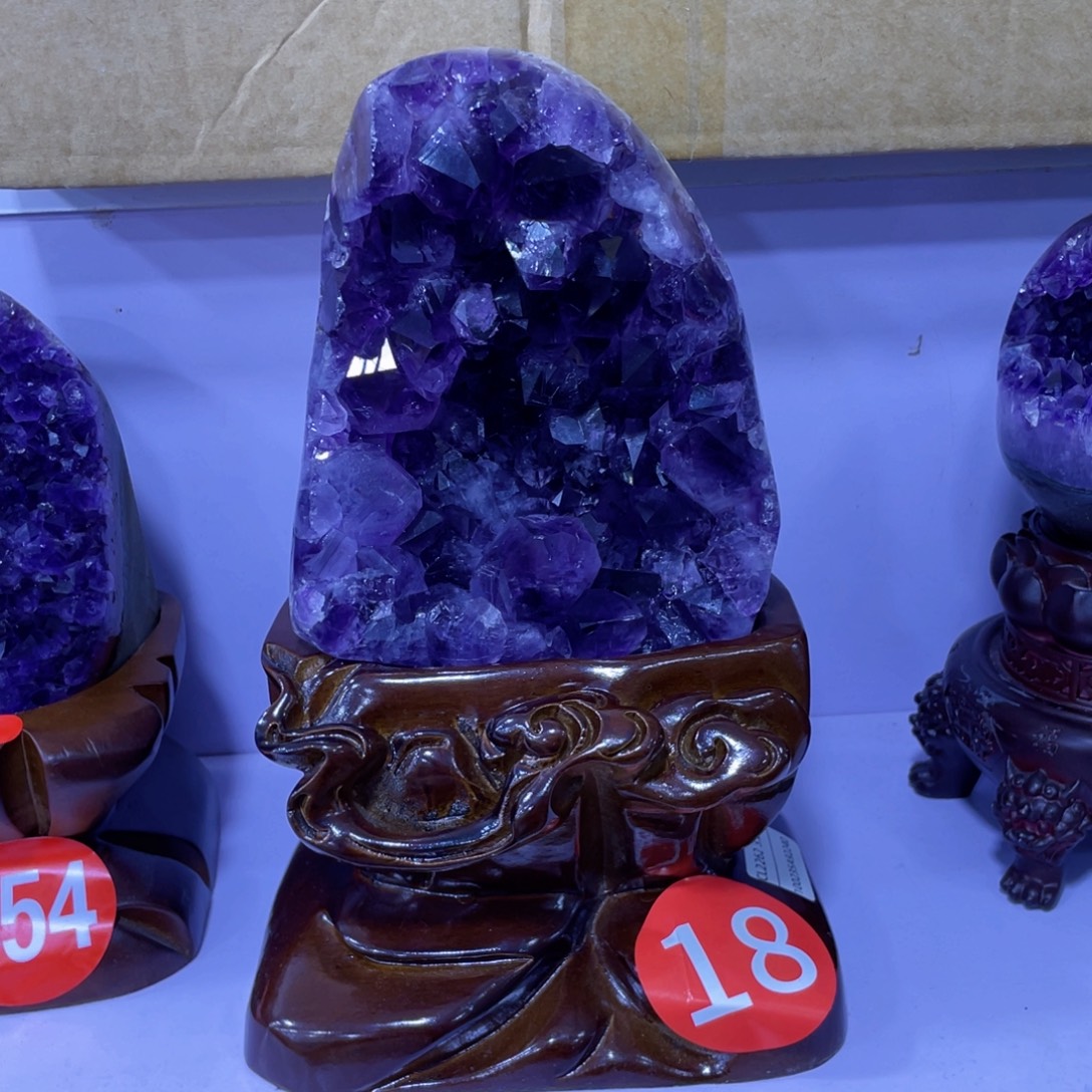 乌拉圭紫水晶摆件