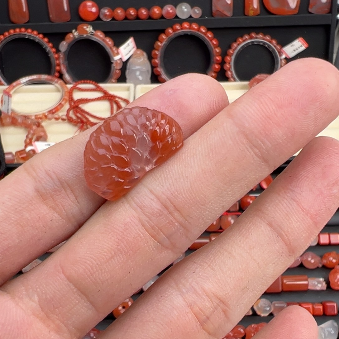 南红玛瑙未镶嵌颈饰橘子瓣