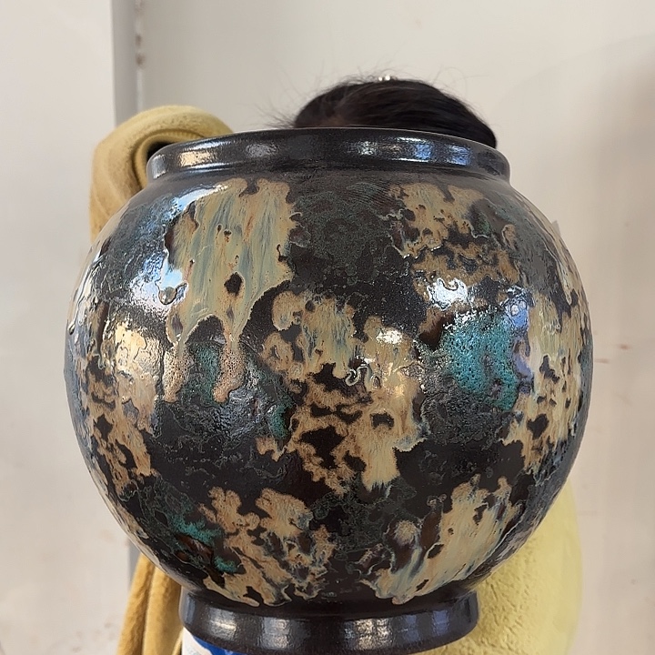 瑕疵高28口20花盆