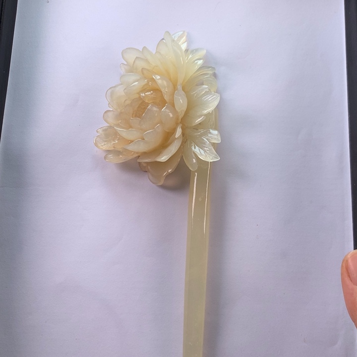 蛇纹石玉发饰未镶嵌云*处