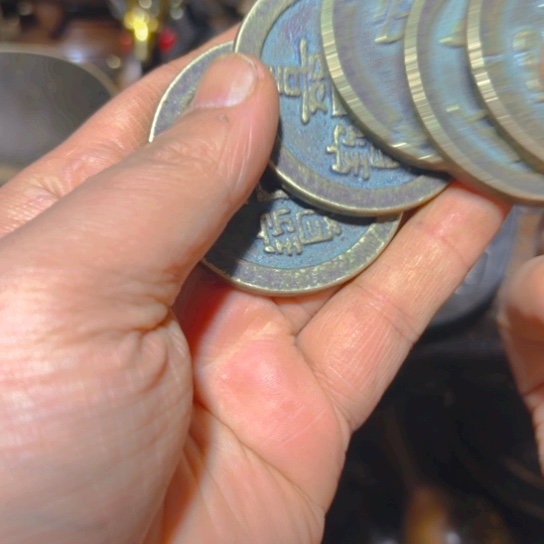 正常发货 铜的。全清了一件不留