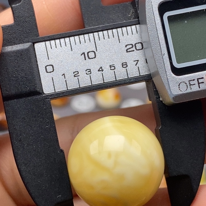 未镶嵌蜜蜡珠宝奇石