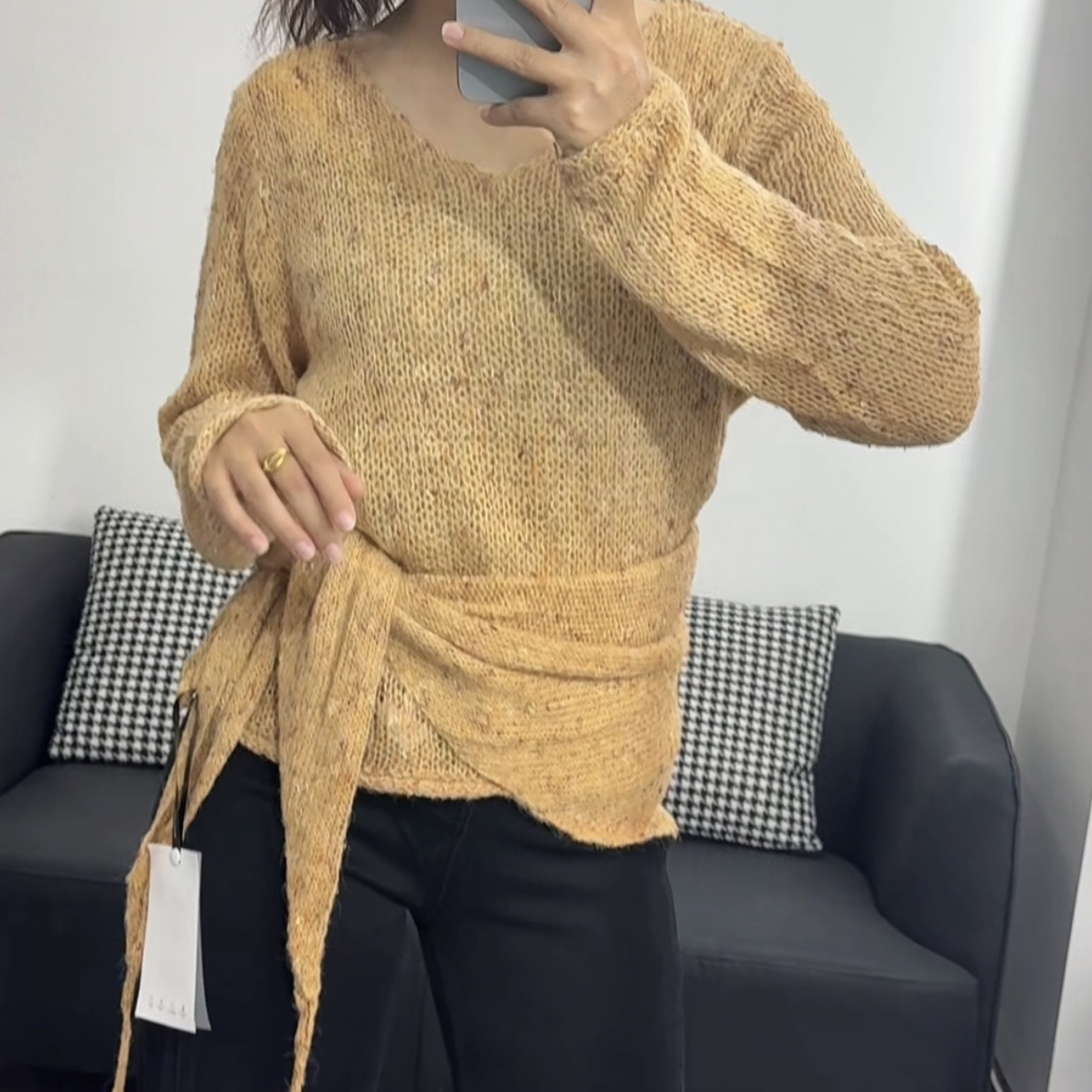 长袖毛针织衫上衣冬季圆领秋冬常规套头气质女针织