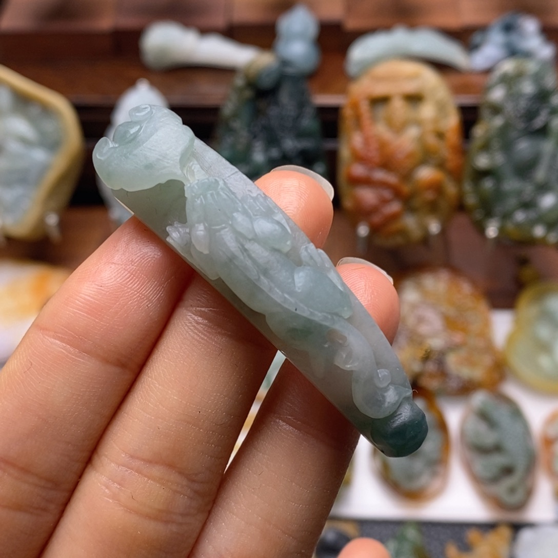 定制翡翠未镶嵌翡翠