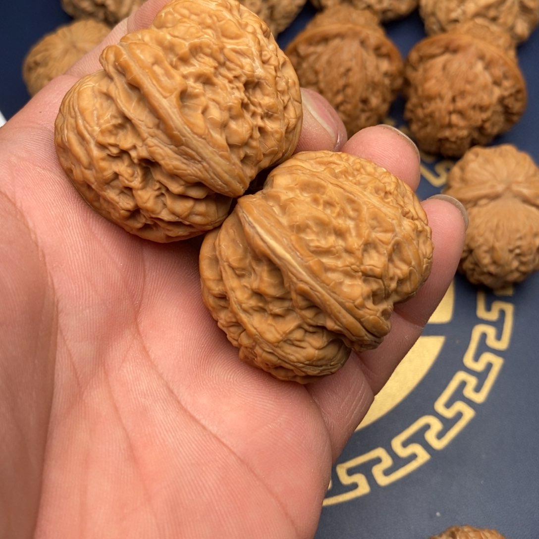 文玩核桃把件骑****?43元宝