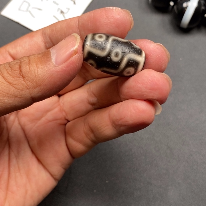 楊***@玛瑙/玉髓颈饰未镶嵌