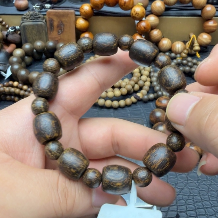 沉香碎屑沉香柬埔寨麻丝沉12.5