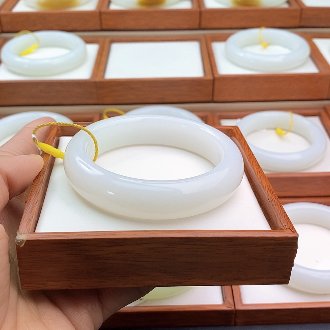 和田玉（白玉）手镯未镶嵌?***?