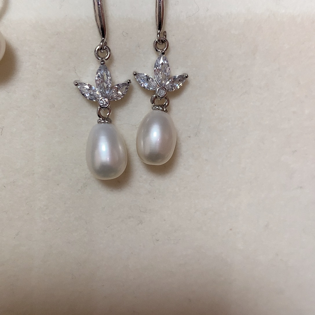 淡水珍珠耳饰合金