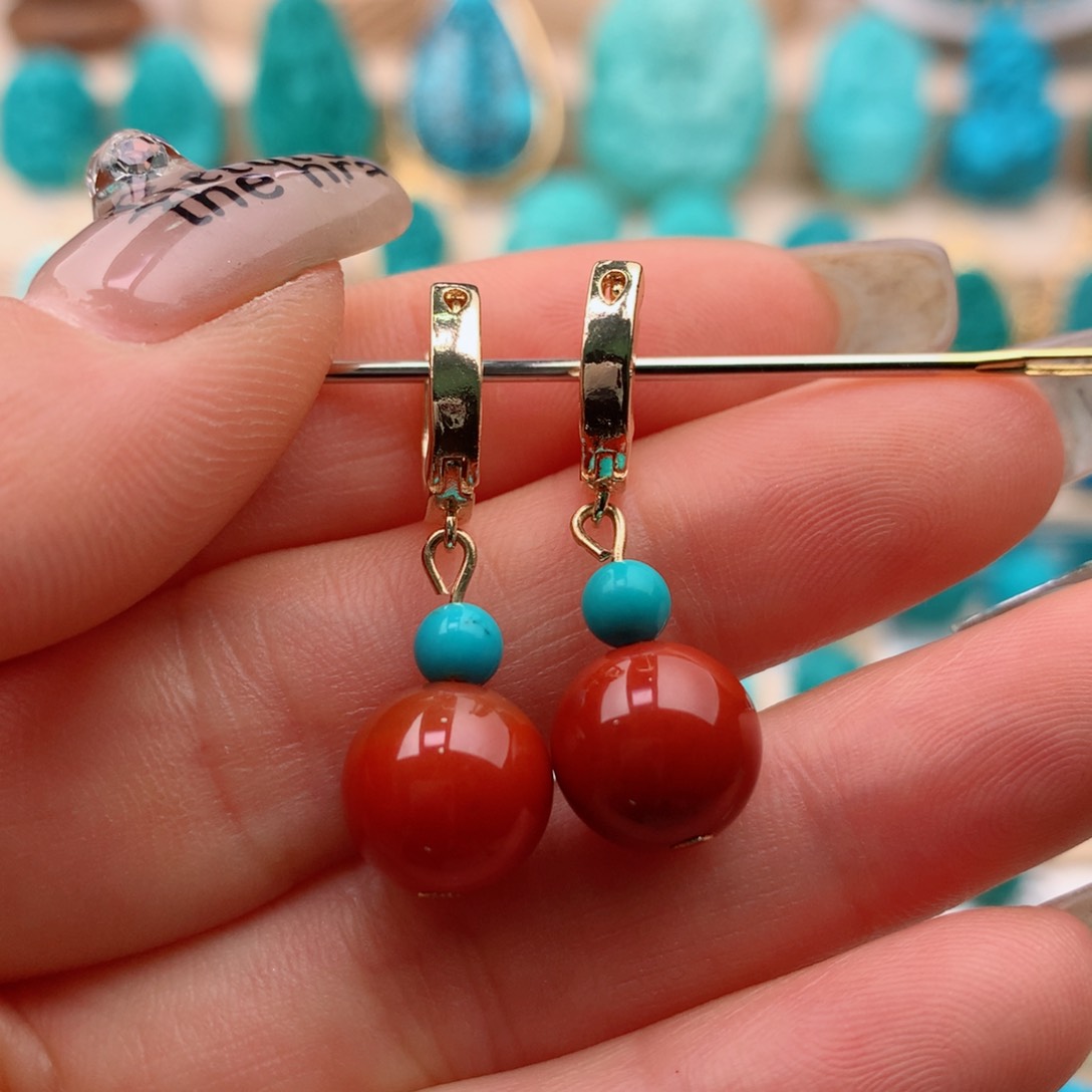 南红玛瑙未镶嵌珠宝奇石