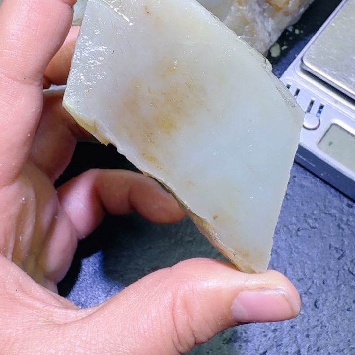 和田玉未镶嵌珠宝半成品
