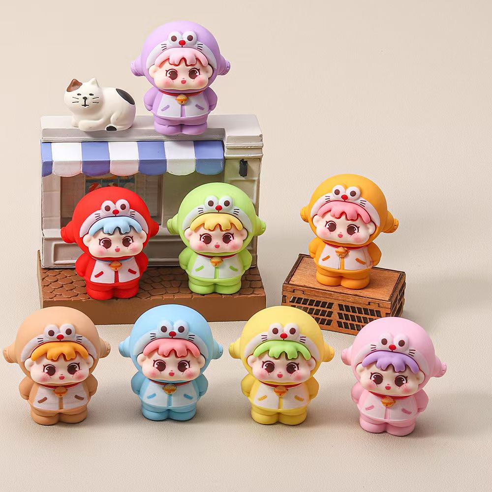 叮当猫QQ女孩摆件创意车载中控台家用桌面玩具可爱树脂diy配件