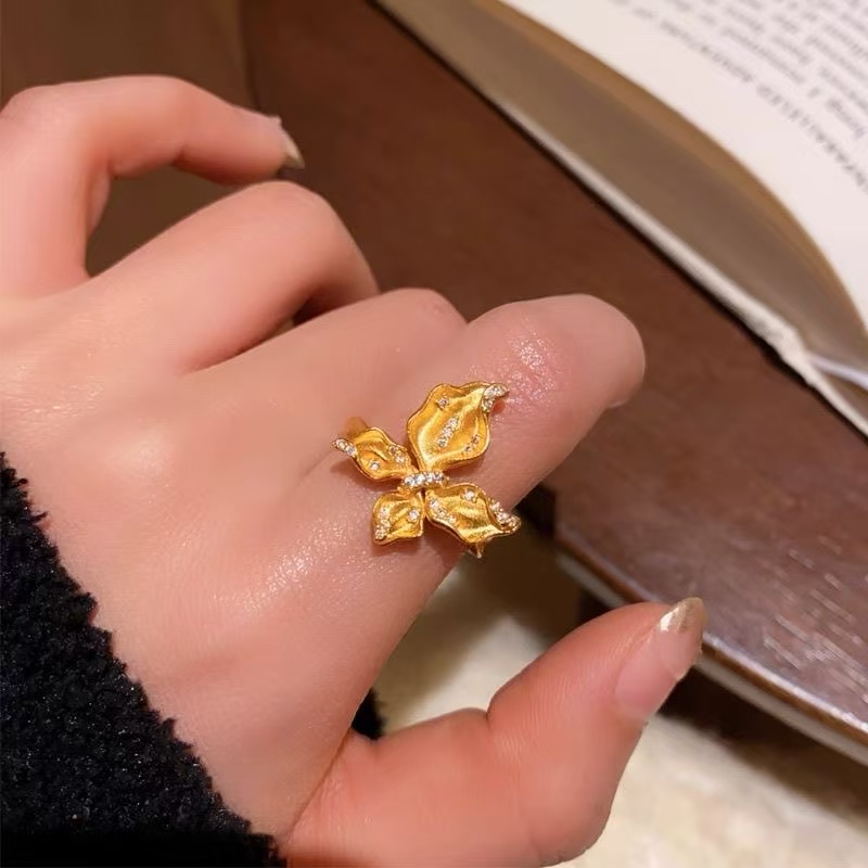 【在逃公主蝴蝶结戒指】大气经典款