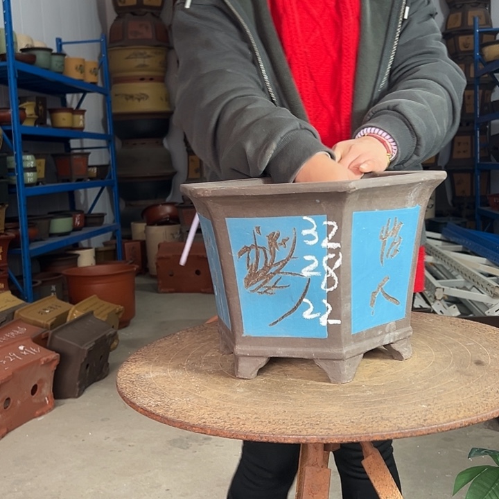 32蓝刻绘六方花盆花盆