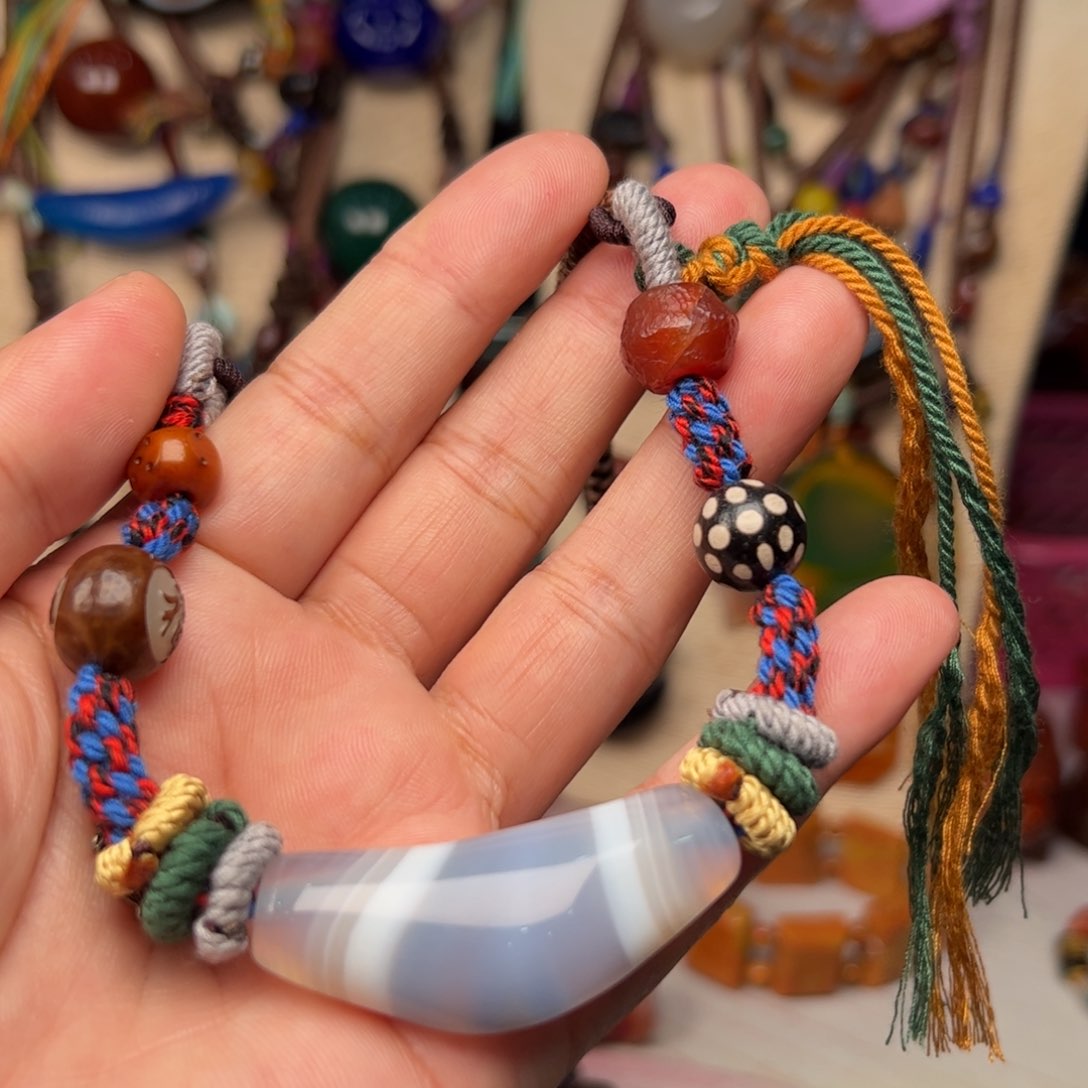 玛瑙/玉髓颈饰未镶嵌