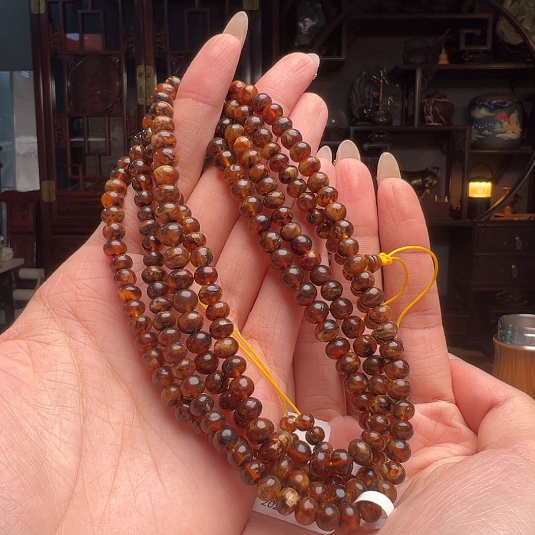 琥珀裸石未镶嵌抚顺琥珀20271多样性发其一6mm