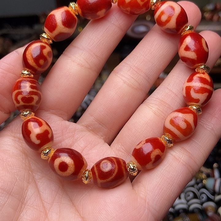 高货红肉多宝手串