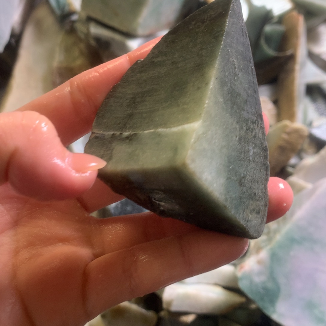 翡翠颈饰未镶嵌缅甸翡翠