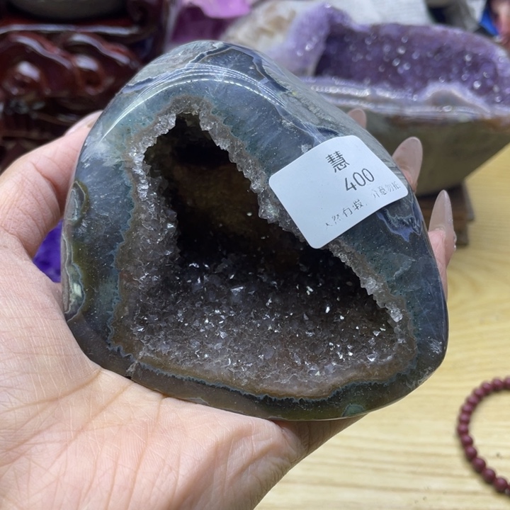 未镶嵌水晶大型摆件（非配饰）