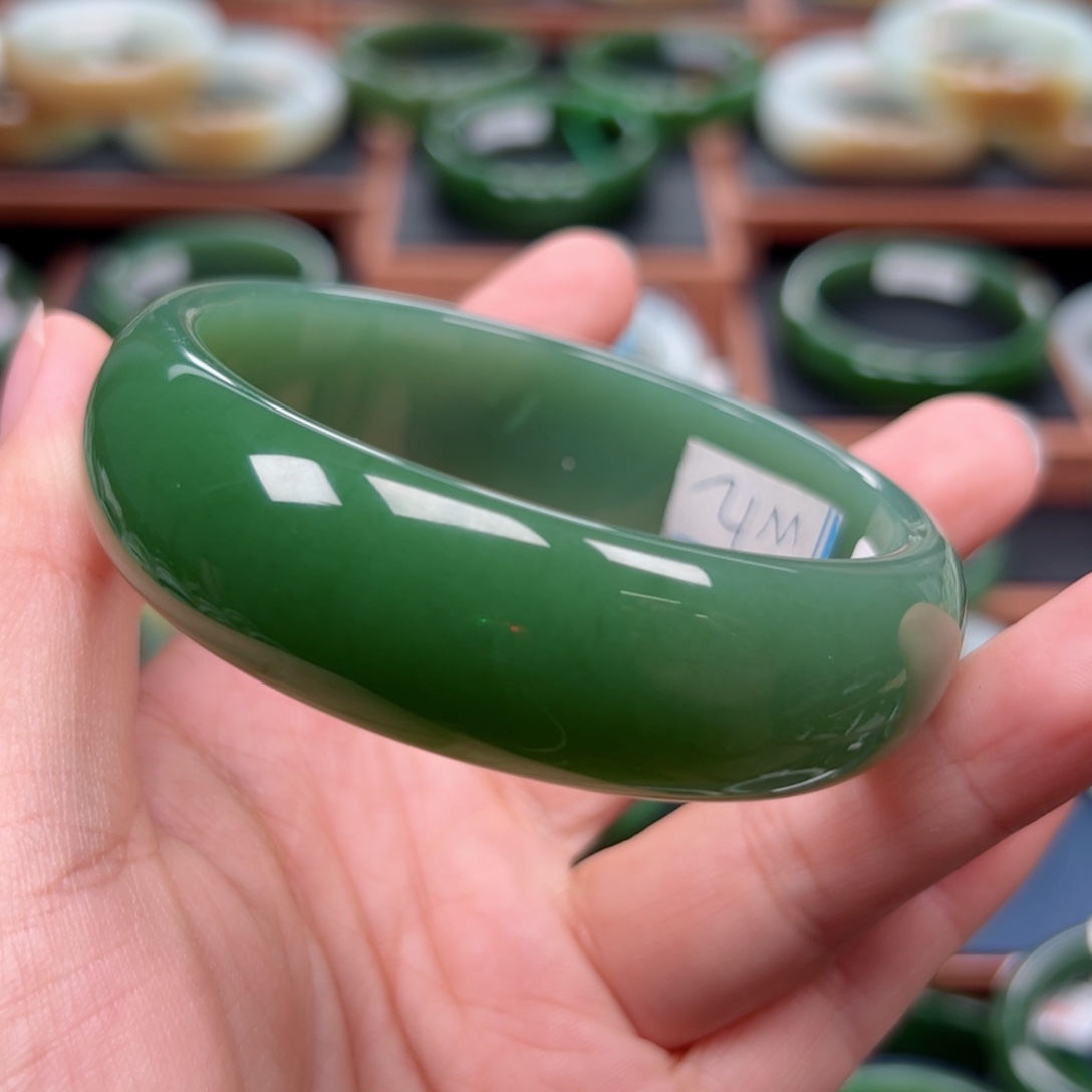 未镶嵌手镯和田玉（碧玉）6263