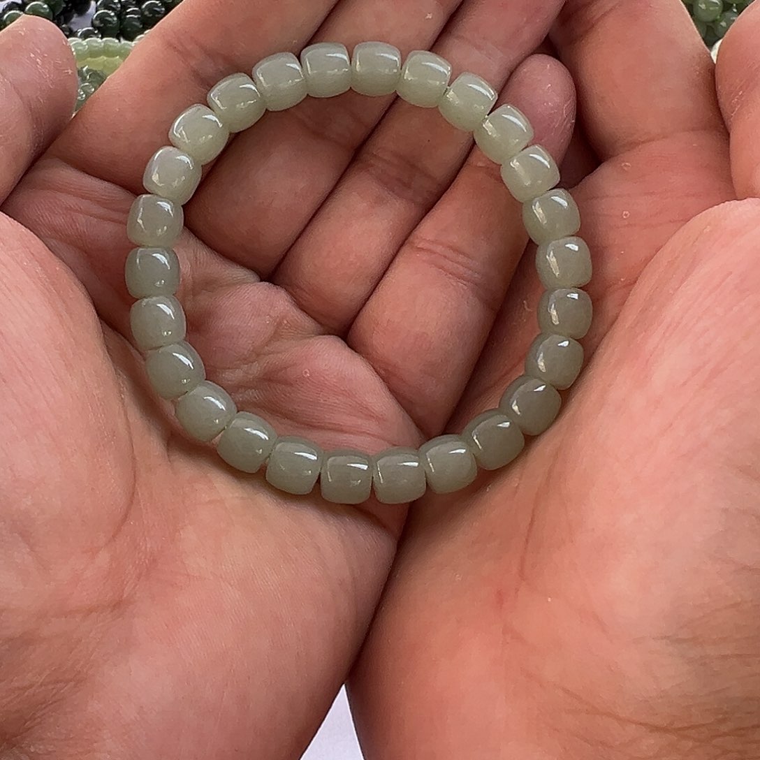 和田玉未镶嵌颈饰和田玉直且手串吕哥