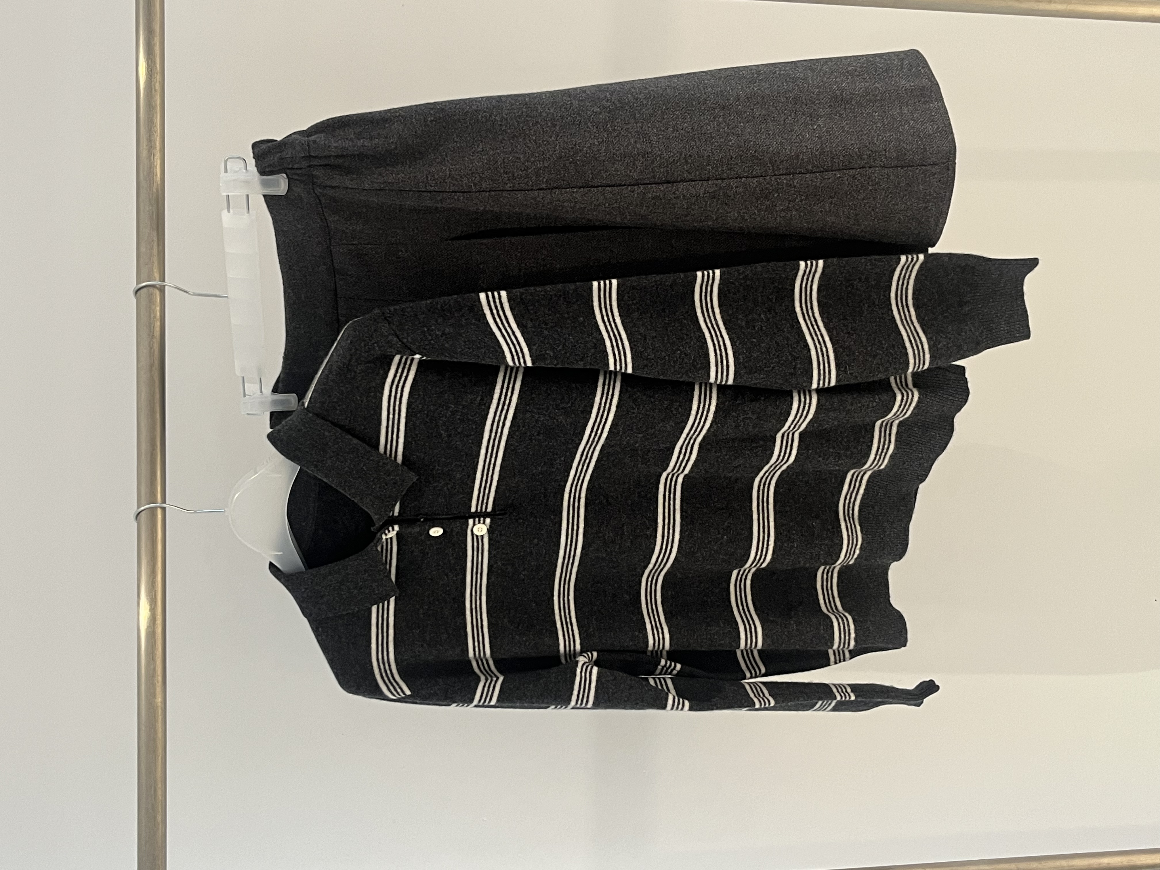 学院风全毛翻领polo条纹针织衫