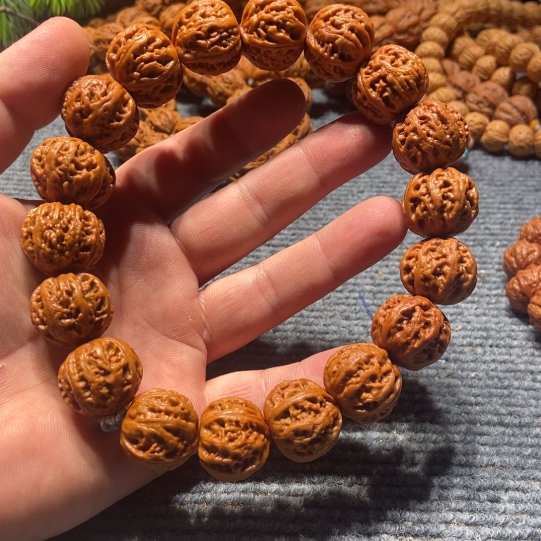 文玩核桃手串珊瑚纹
