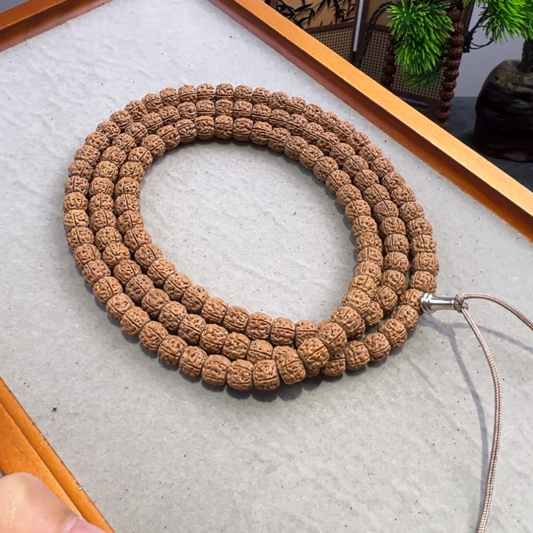 包***胖金刚菩提吊坠藏切盘龙纹108、8+大