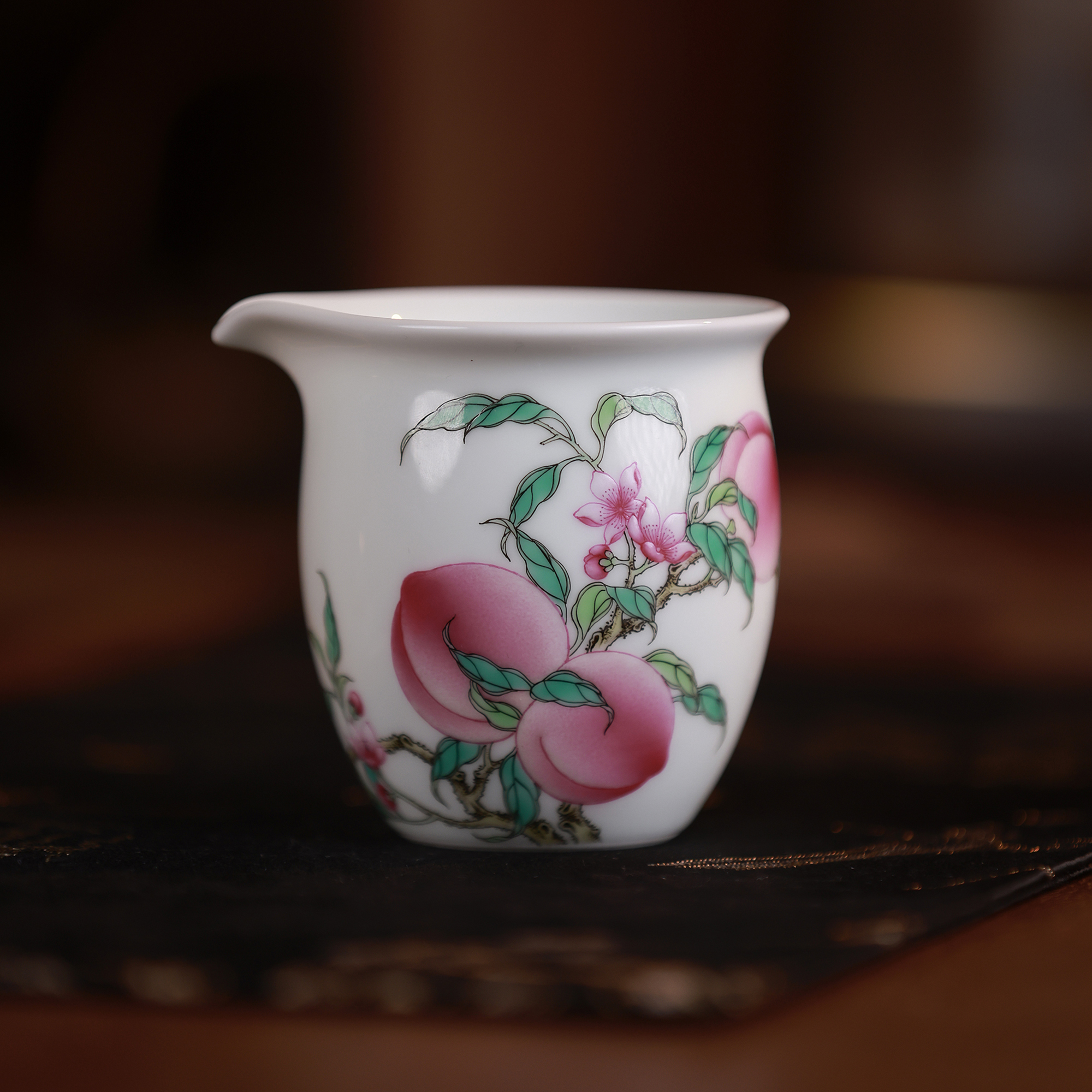 徐窑粉彩四桃圆融公道杯纯手工手绘景德镇陶瓷茶器中式精美公道