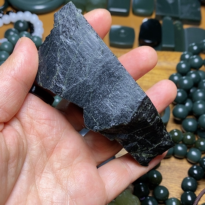 用***8和田玉（青玉）未镶嵌颈饰和田玉新疆塔青