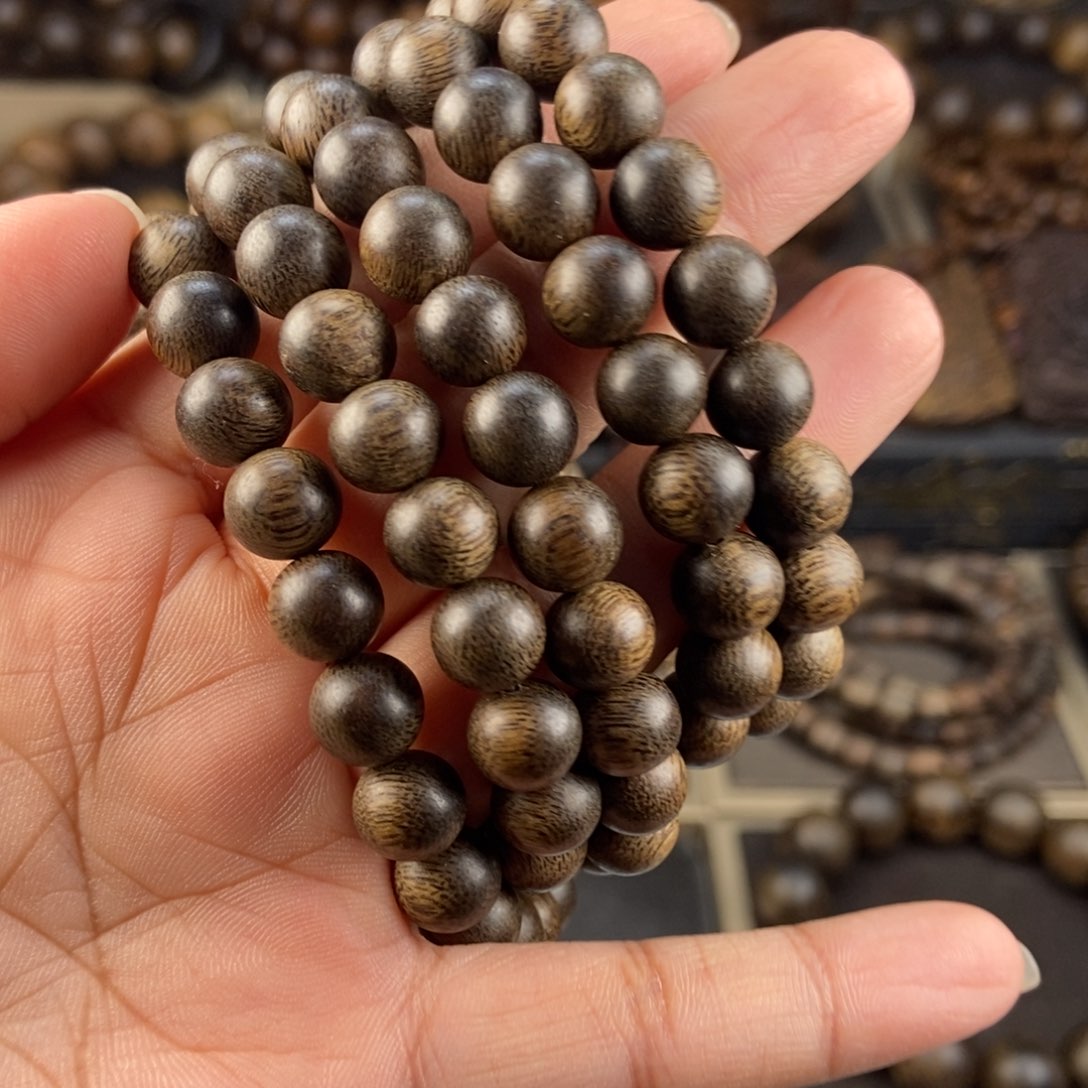 沉香手串健****9越南芽庄白棋桶