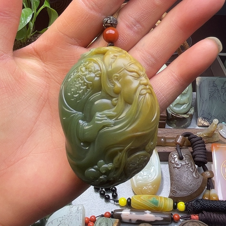 岫岩河磨玉（透闪石质玉）未镶嵌把件