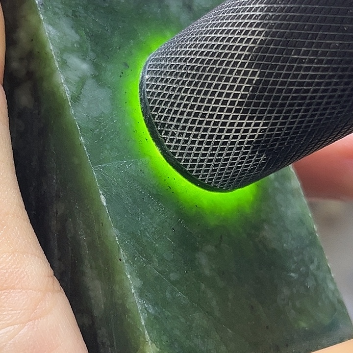 和田玉（碧玉）未镶嵌颈饰