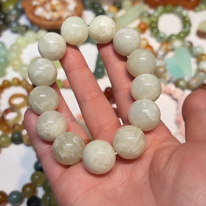 蛇纹石玉未镶嵌手串