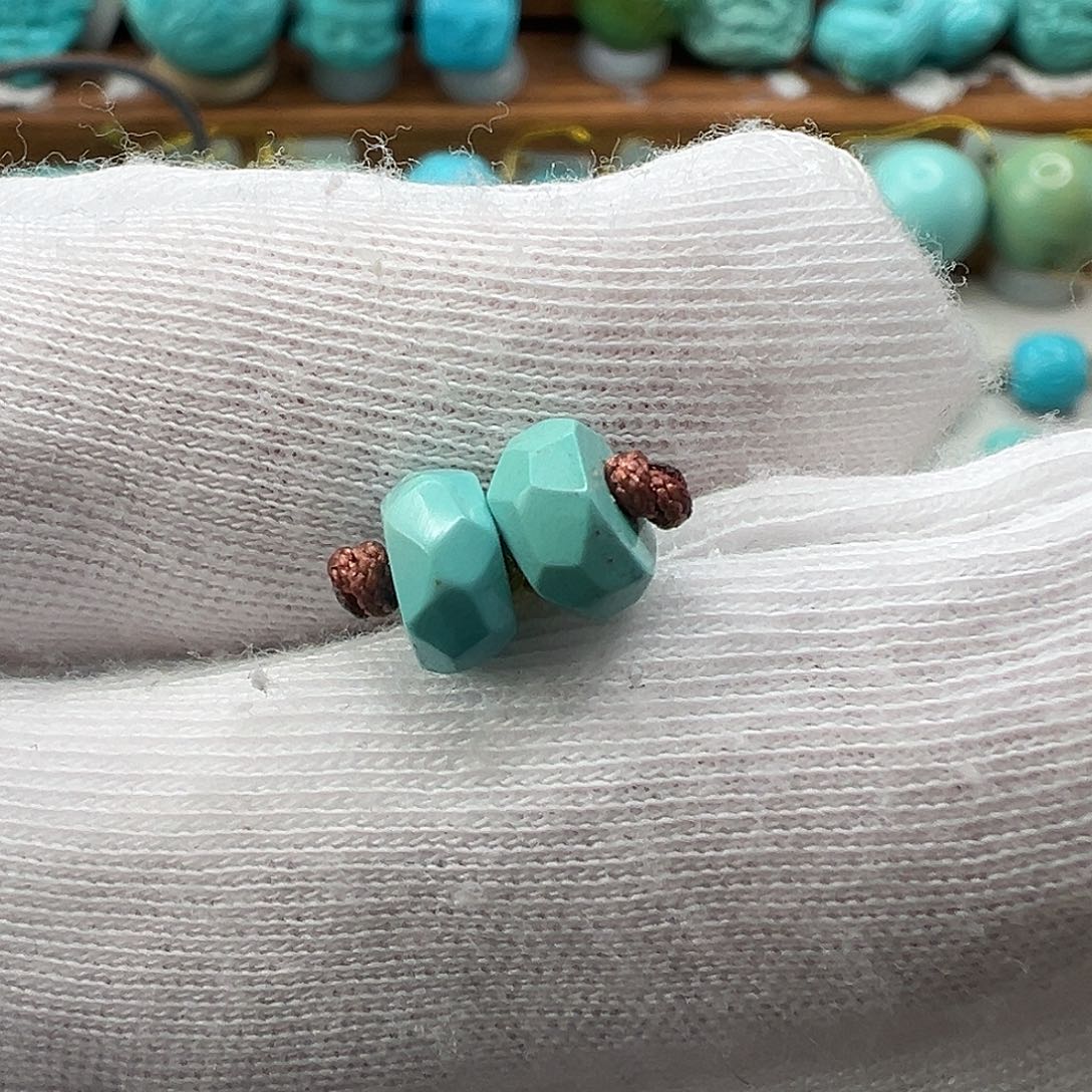 绿松石配饰未镶嵌